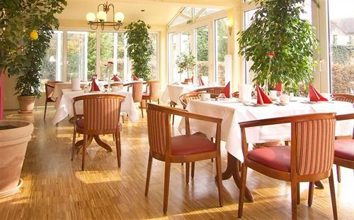 Biohotel Am Lunik Park Hohen Neuendorf Étterem fotó